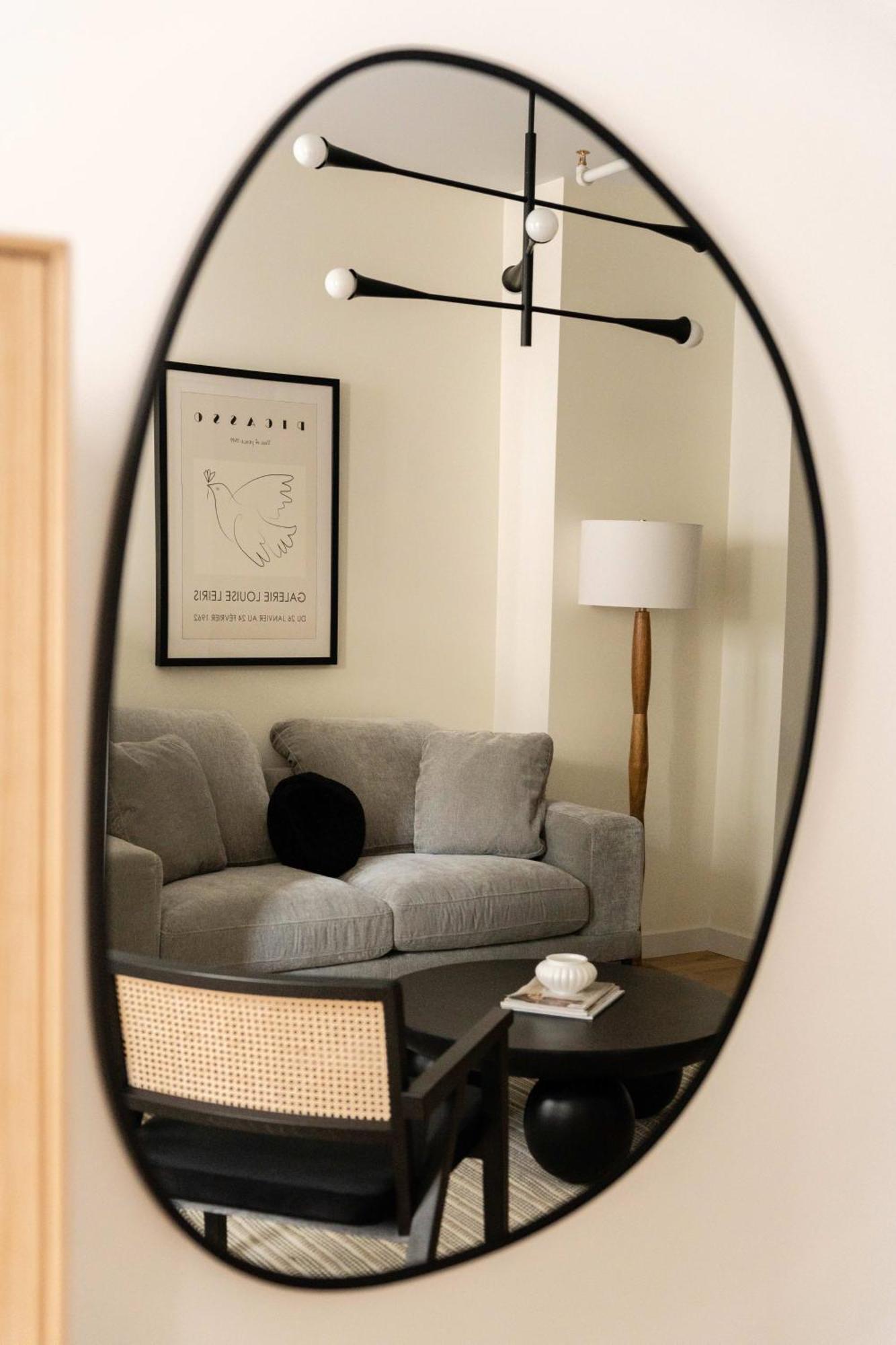 Maison Place Jacques-Cartier By Luxury In Transit Монреал Екстериор снимка